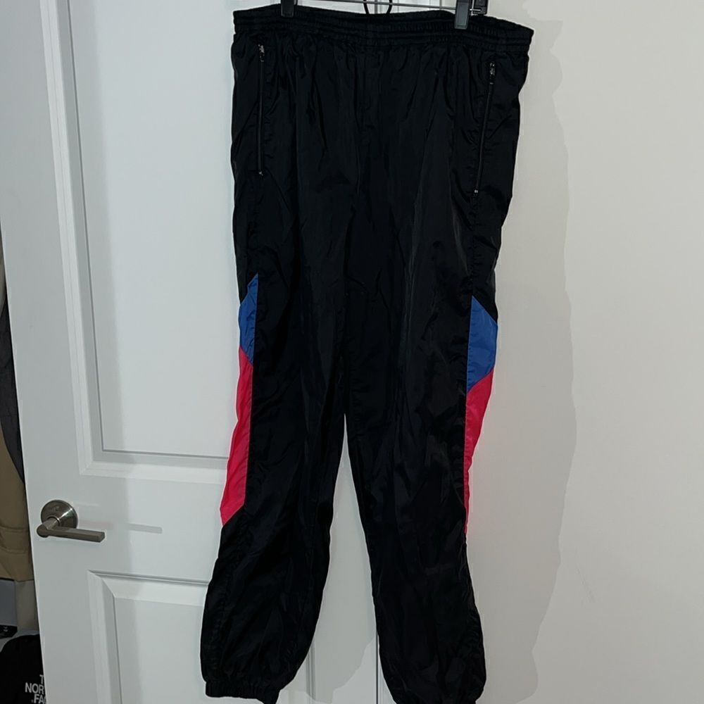 Vintage Nike Nylon Retro Casual Jog Track Pants Sweatpants L men’s shiny
